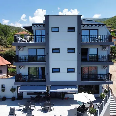 Hotel La Vista Luxury 4*