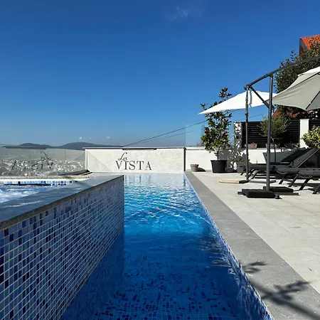 La Vista Luxury