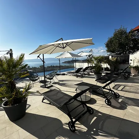 La Vista Luxury Hotel